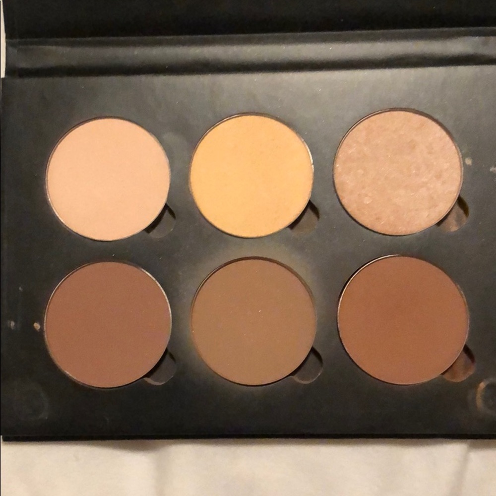 Anastasia light to medium contour kit
